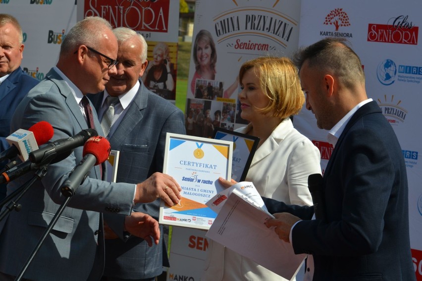 Anna Krupka podczas kampanii Senior w Ruchu w Jędrzejowie